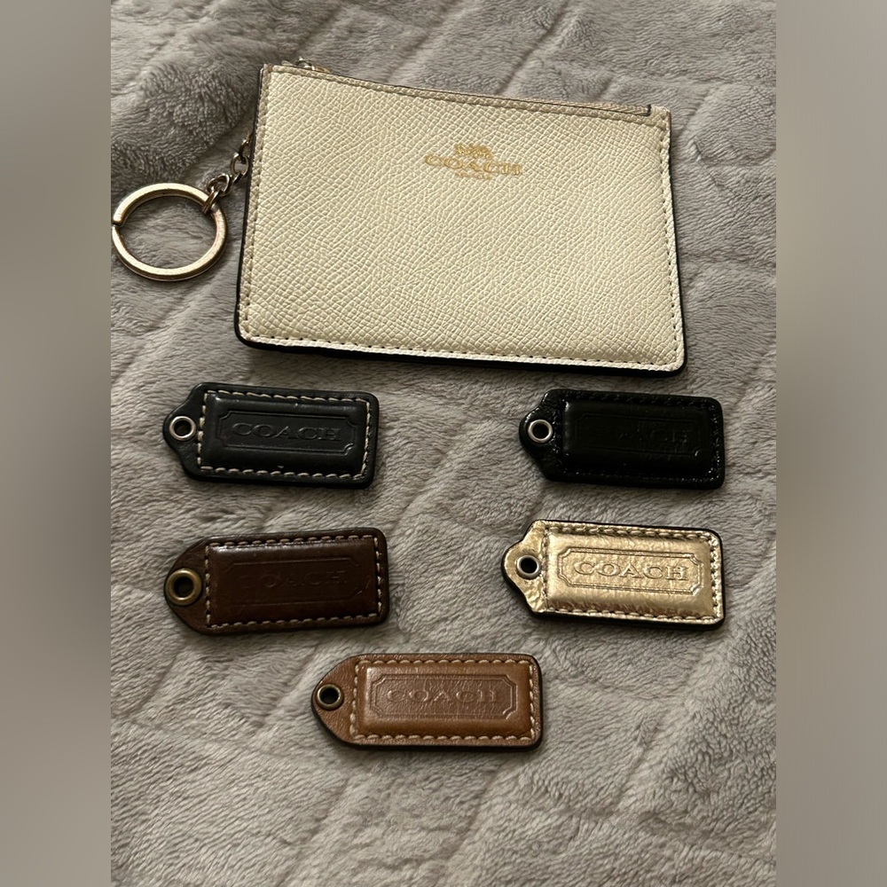 - Coach keychain coin pouch and 5 coach tags in EUC
